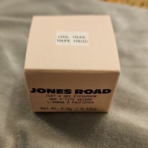 Jones Road Just A Sec Eyeshadow in Cool Taupe NEW NIB
